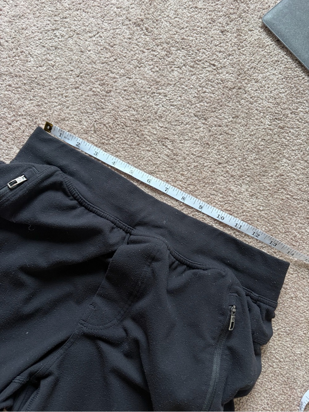 🌹 LULULEMON - Black Men’s Medium Pants - Picture 8 of 9